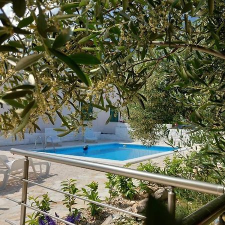 Holiday House M&A&K With Swimming Pool Kastel Stafilic Екстер'єр фото