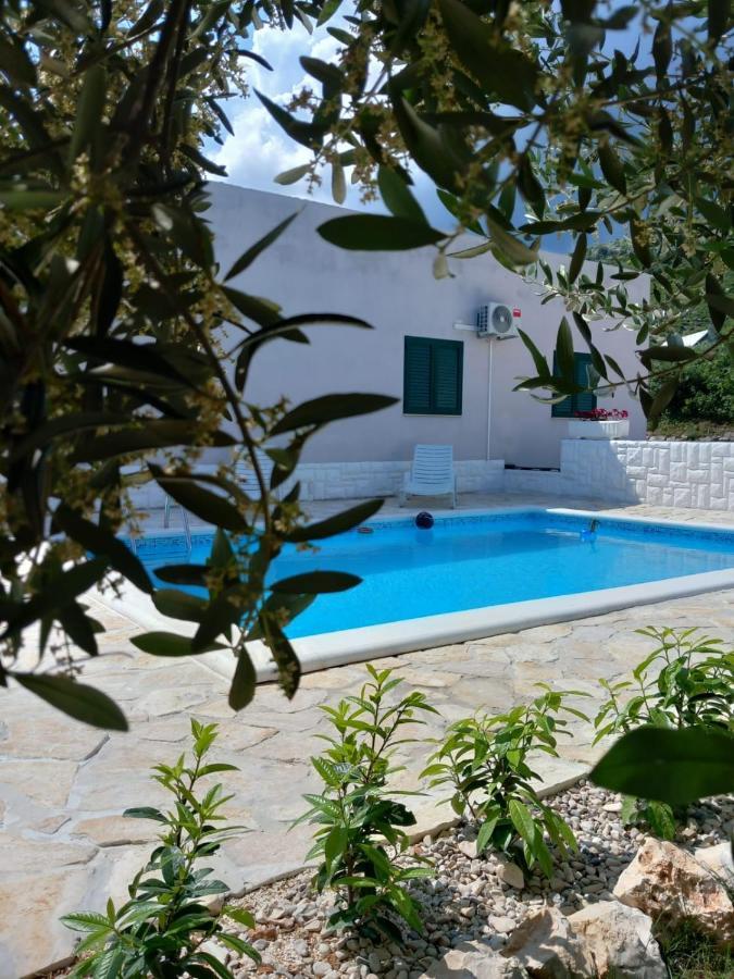 Holiday House M&A&K With Swimming Pool Kastel Stafilic Екстер'єр фото