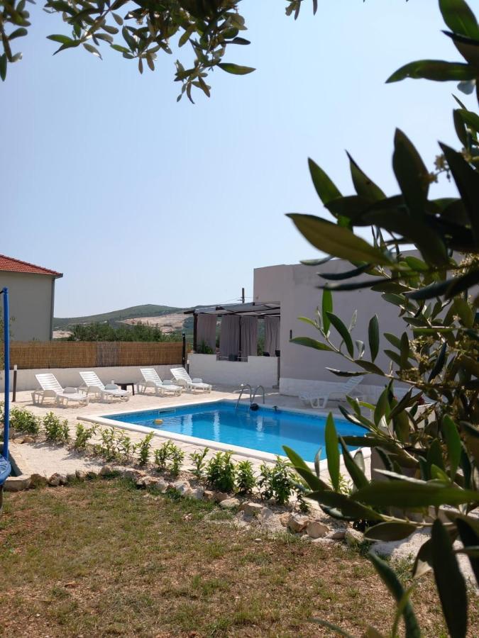 Holiday House M&A&K With Swimming Pool Kastel Stafilic Екстер'єр фото