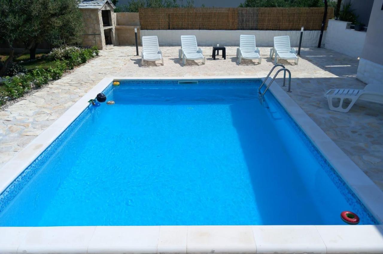Holiday House M&A&K With Swimming Pool Kastel Stafilic Екстер'єр фото