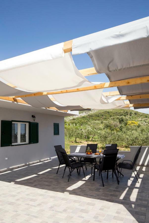 Holiday House M&A&K With Swimming Pool Kastel Stafilic Екстер'єр фото