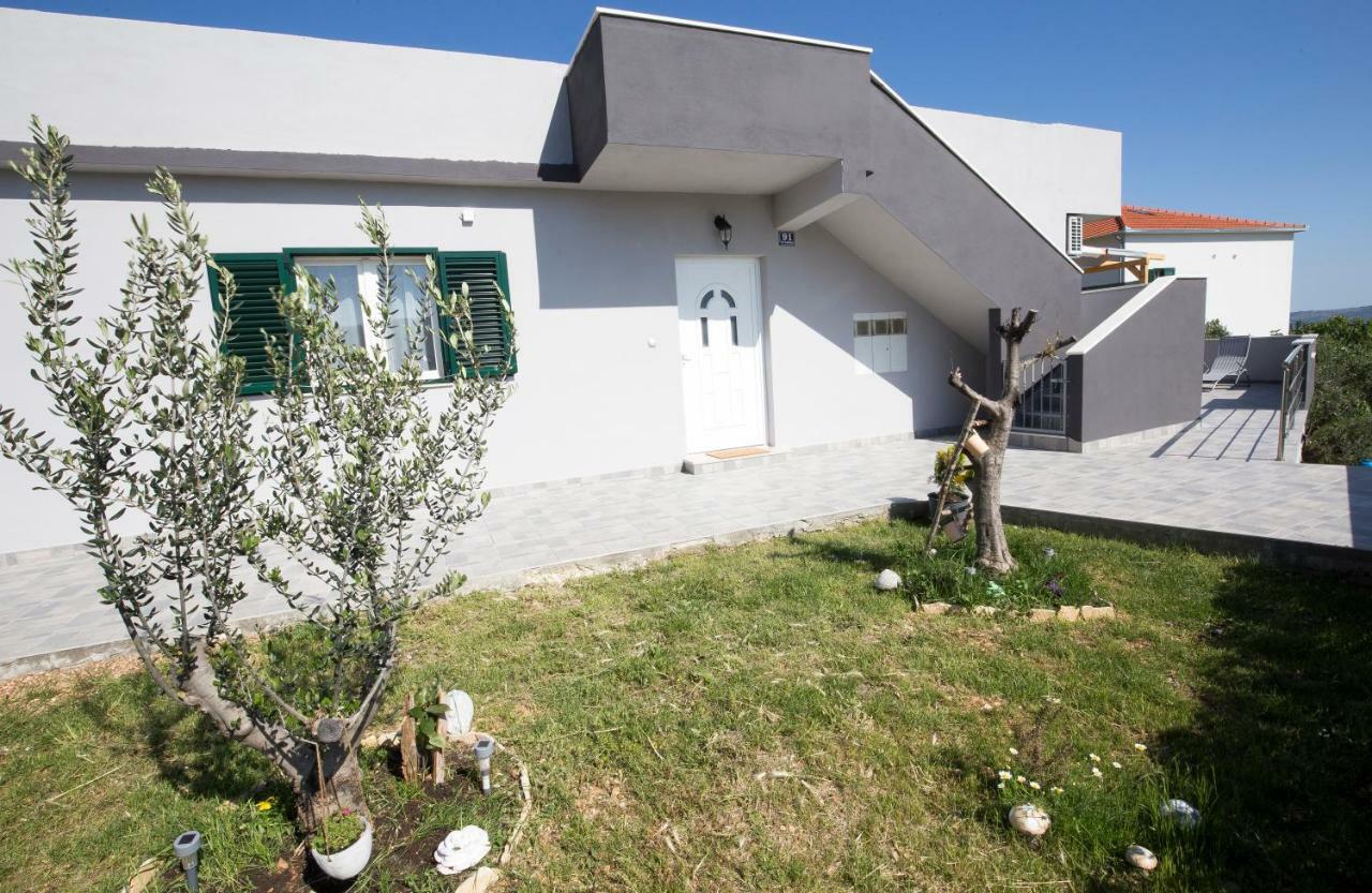 Holiday House M&A&K With Swimming Pool Kastel Stafilic Екстер'єр фото