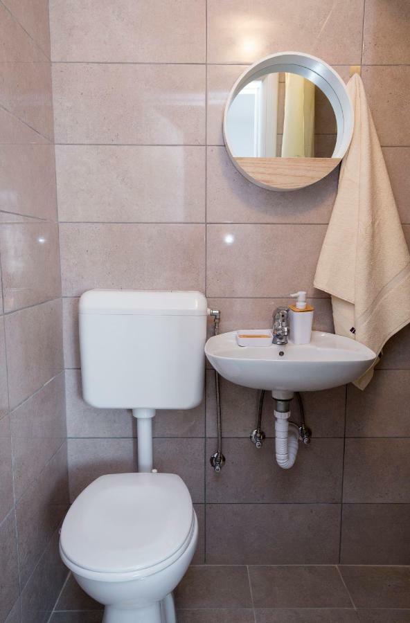 Holiday House M&A&K With Swimming Pool Kastel Stafilic Екстер'єр фото